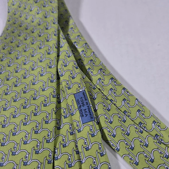 Hermes Paris France 100% Silk Necktie Mens Green Geometric Print 3.5 Width